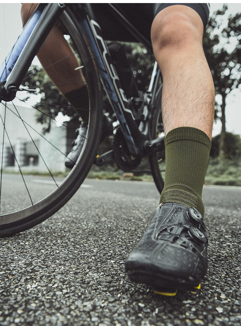 SUUTU GREEN KNIT SOCKS