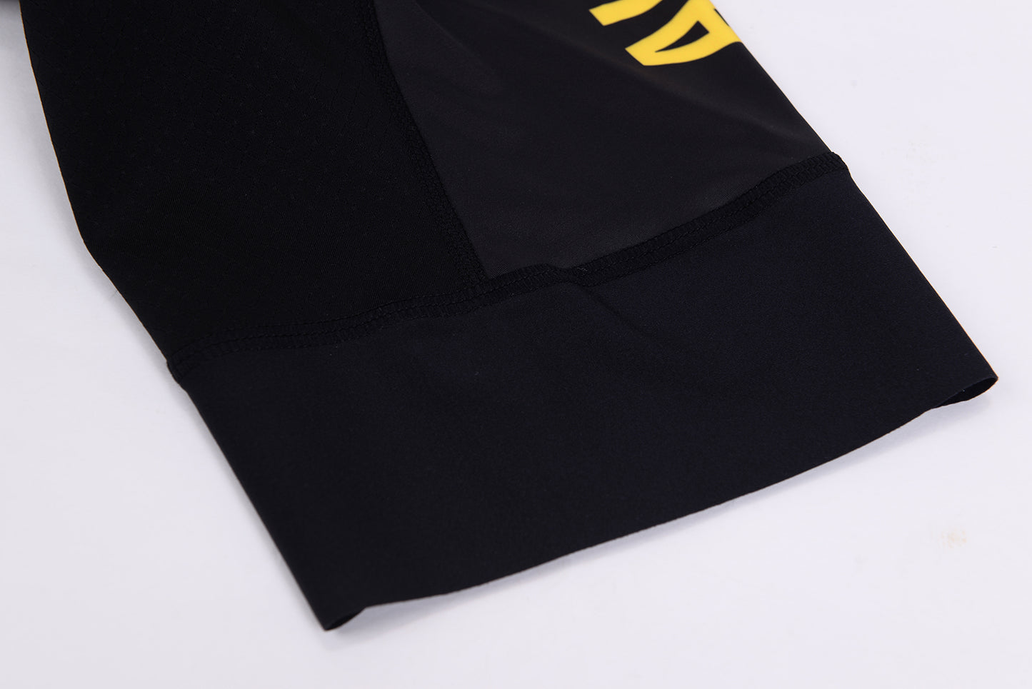 AUSTRALIA BIBS 23